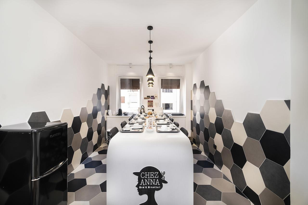 Chez Anna Couette-café 2*